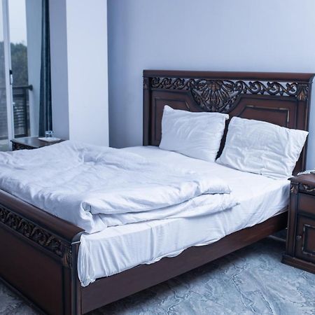 Regal Residency Hotell Rawalpindi Exteriör bild