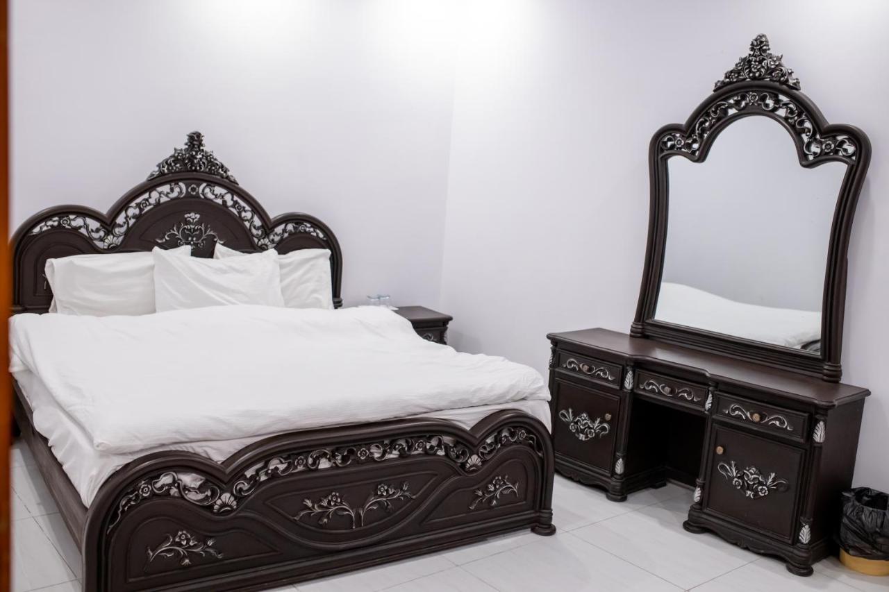 Regal Residency Hotell Rawalpindi Exteriör bild