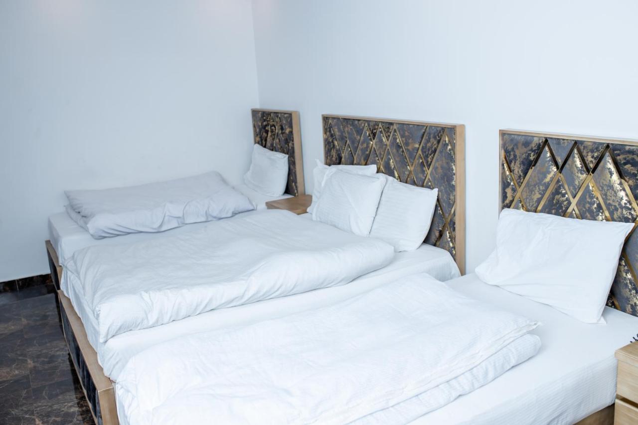 Regal Residency Hotell Rawalpindi Exteriör bild