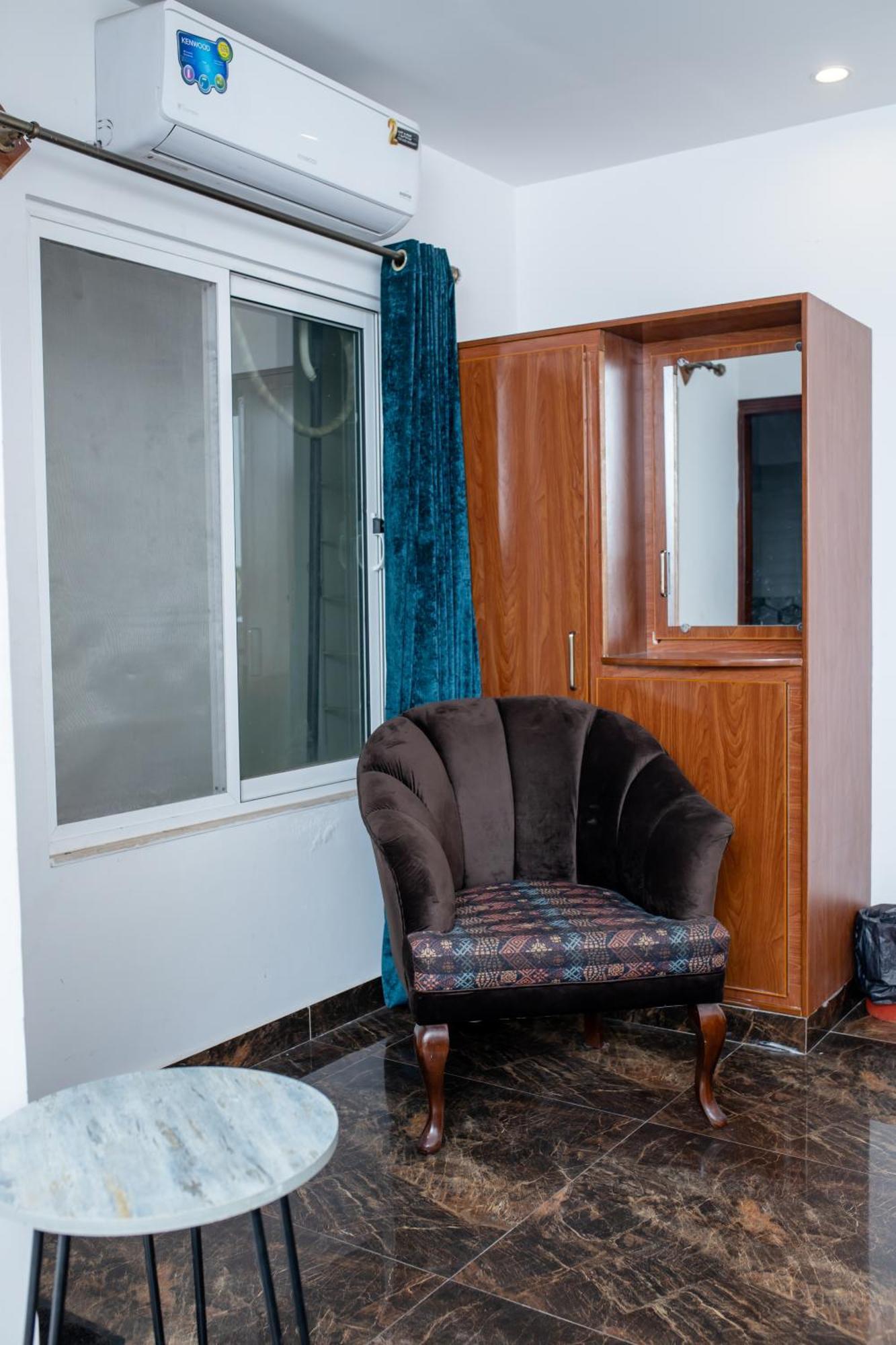 Regal Residency Hotell Rawalpindi Exteriör bild